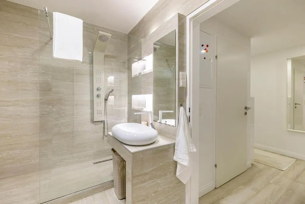 The Viendia Residence Viena Apartament