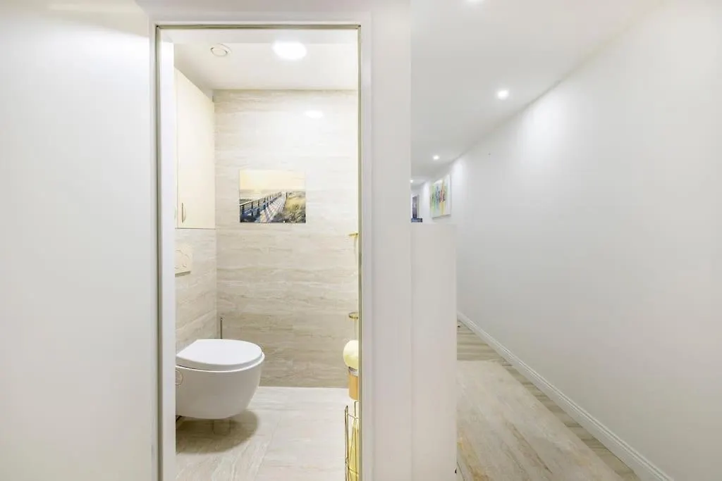 The Viendia Residence Vienna 0*,  Austria