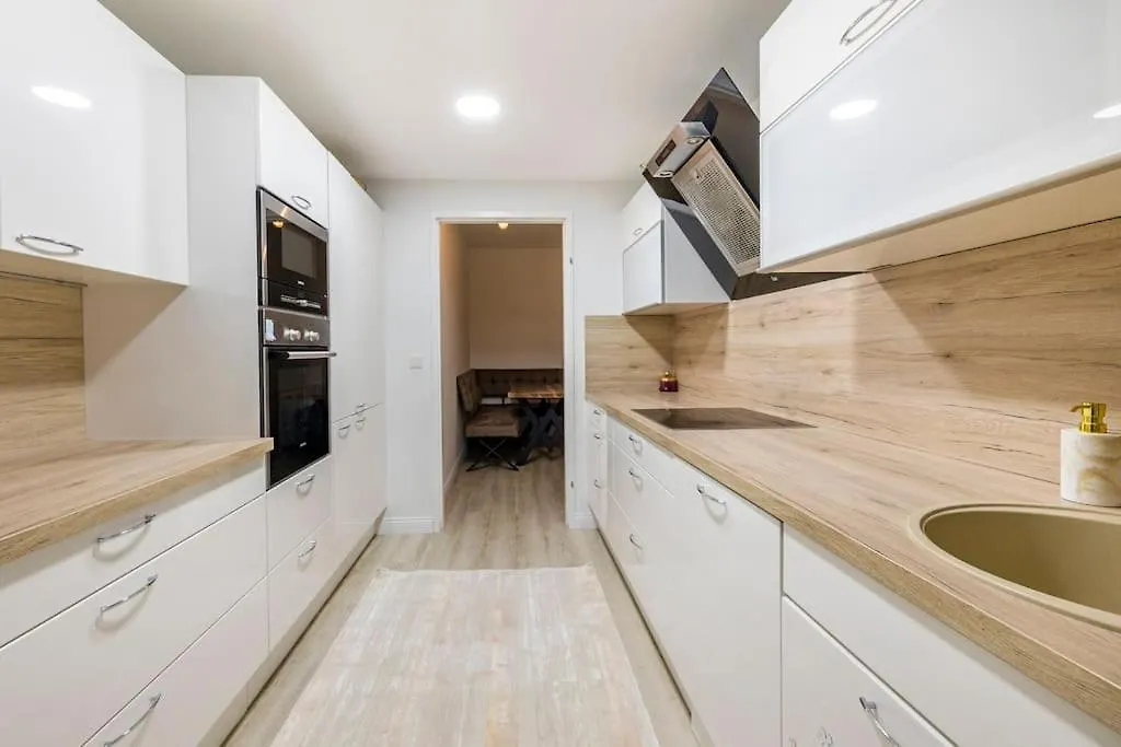 The Viendia Residence Vienna Apartment